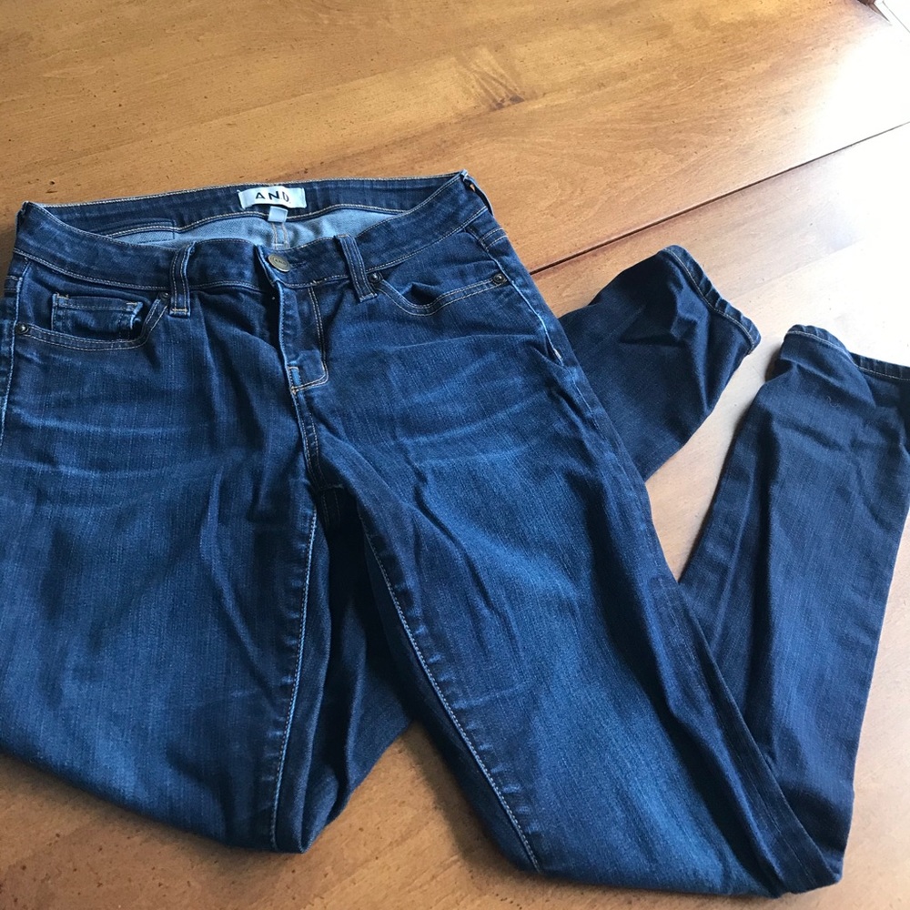 AND blue jeans size 26. Skinny mid-rise